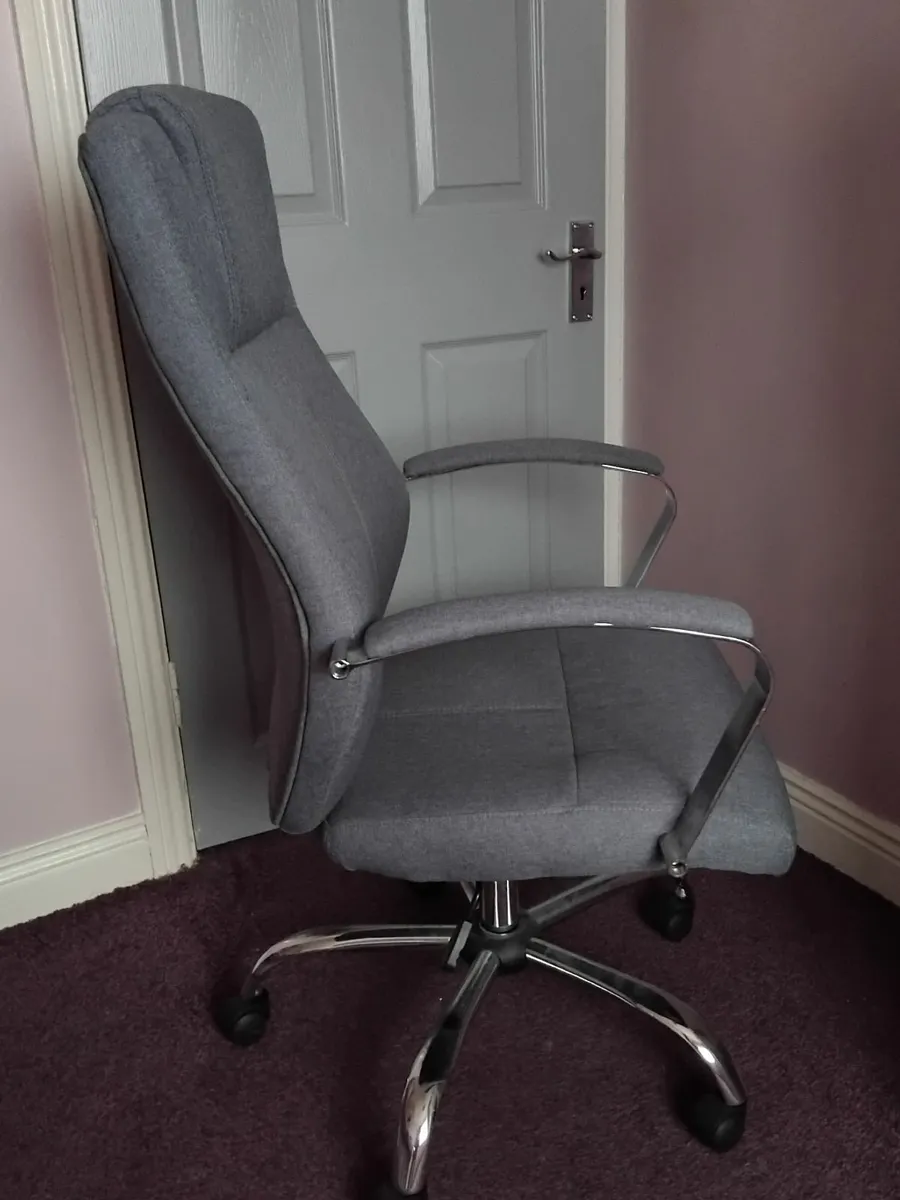 Office Chair - Image 2