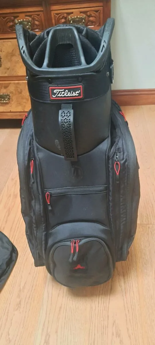 Titliest golf bag - Image 4
