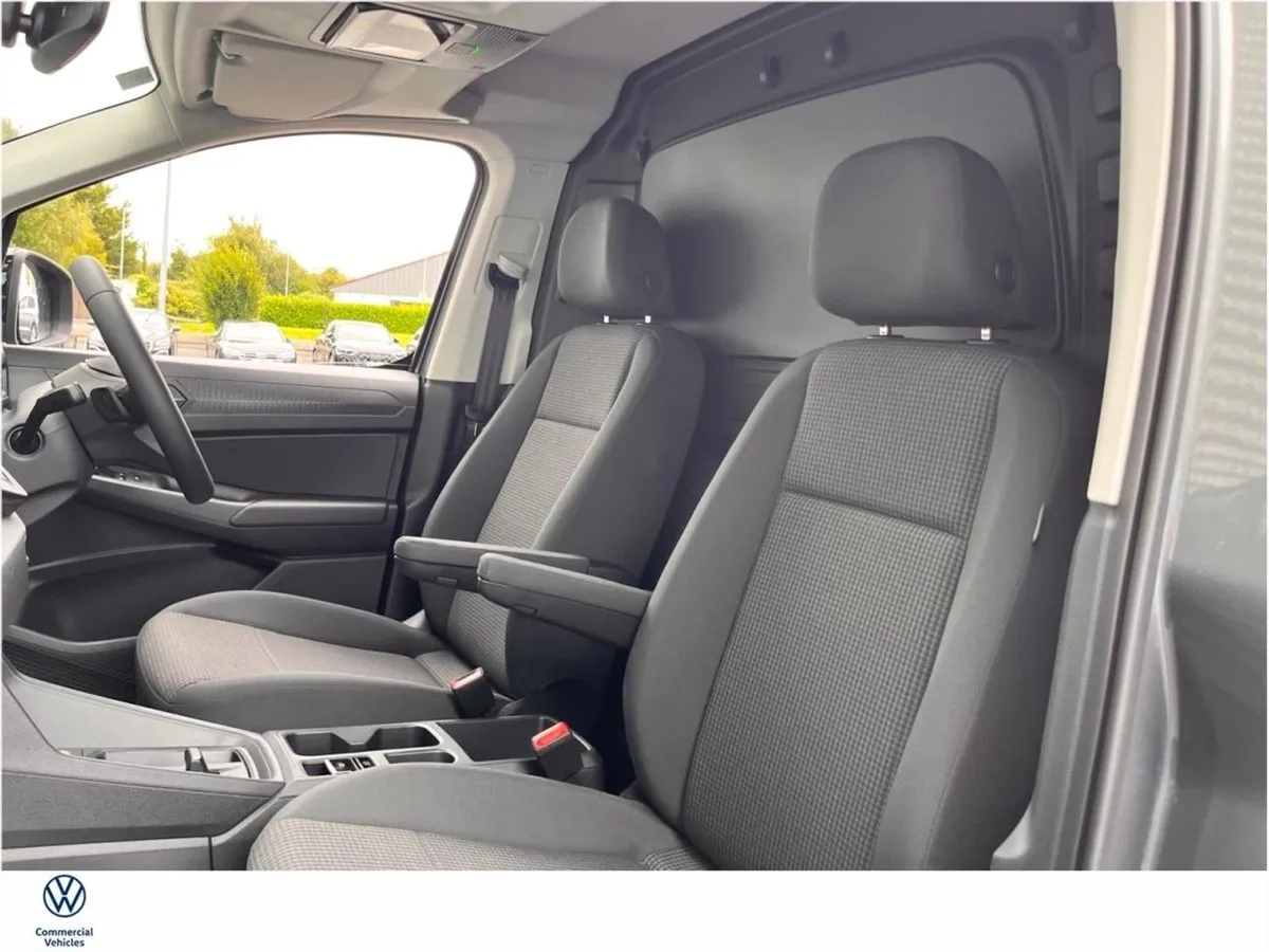 Volkswagen Caddy Cargo Edition 122HP Auto - Image 4