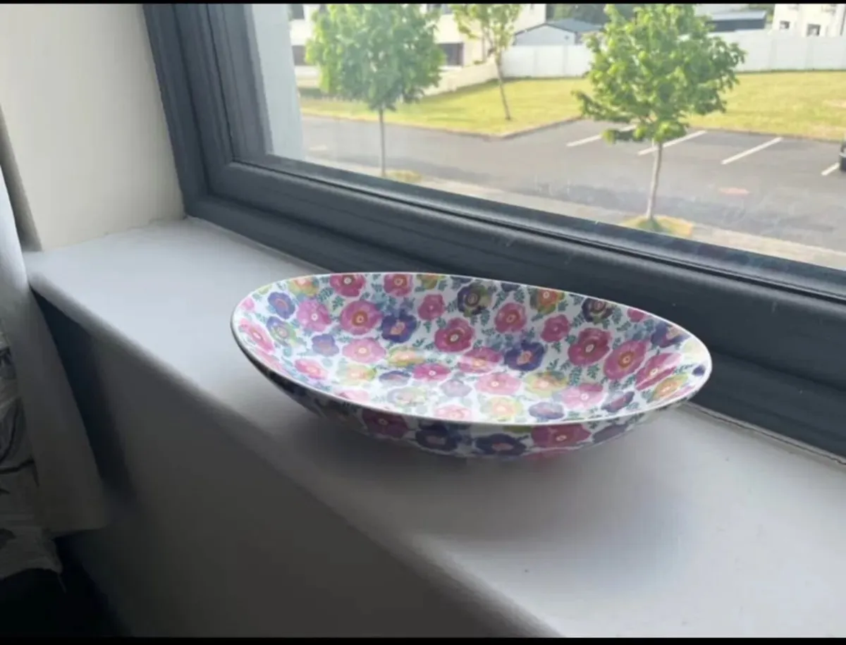 Shannonbridge Pottery Boat Bowl - Image 1