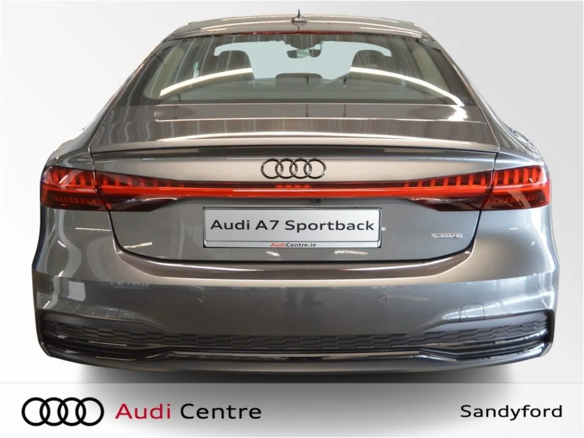 Audi A7 50 Tfsi-e S-line Panoramic Glass Roof - Image 4