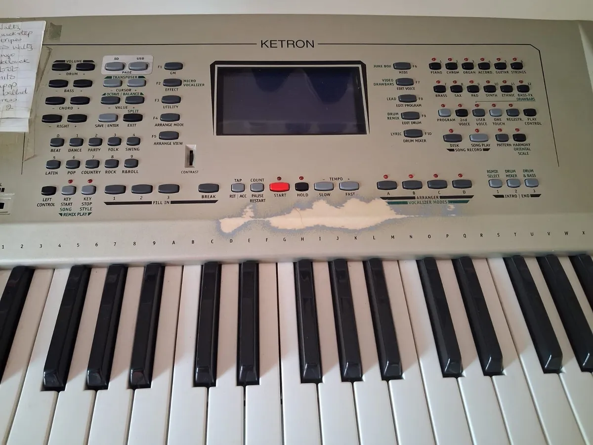 Ketron XD9 Keyboard - Image 2