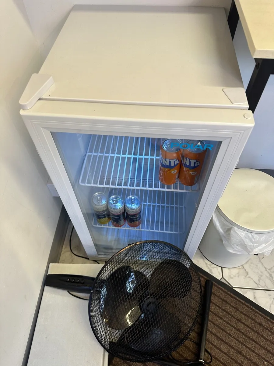 Oven,Milkshake,ice cream freezer, fridge,hot hold+ - Image 3