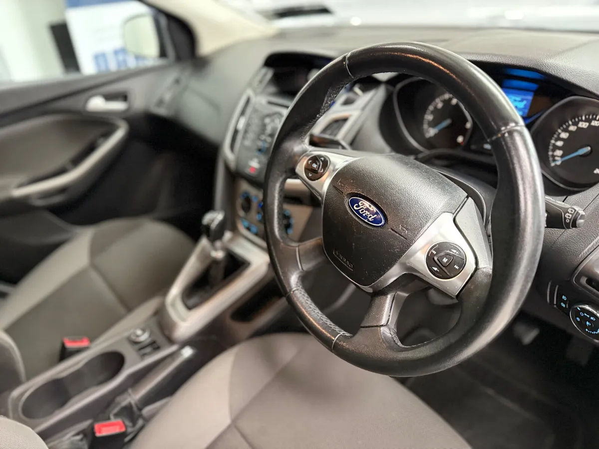 Ford Focus 2012 1.6 TDCI EDGE - Image 3