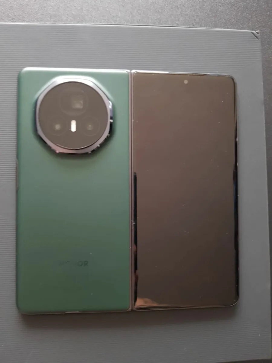Honor magic V3 - Image 1