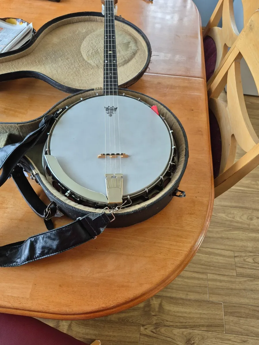 Banjo - Image 1