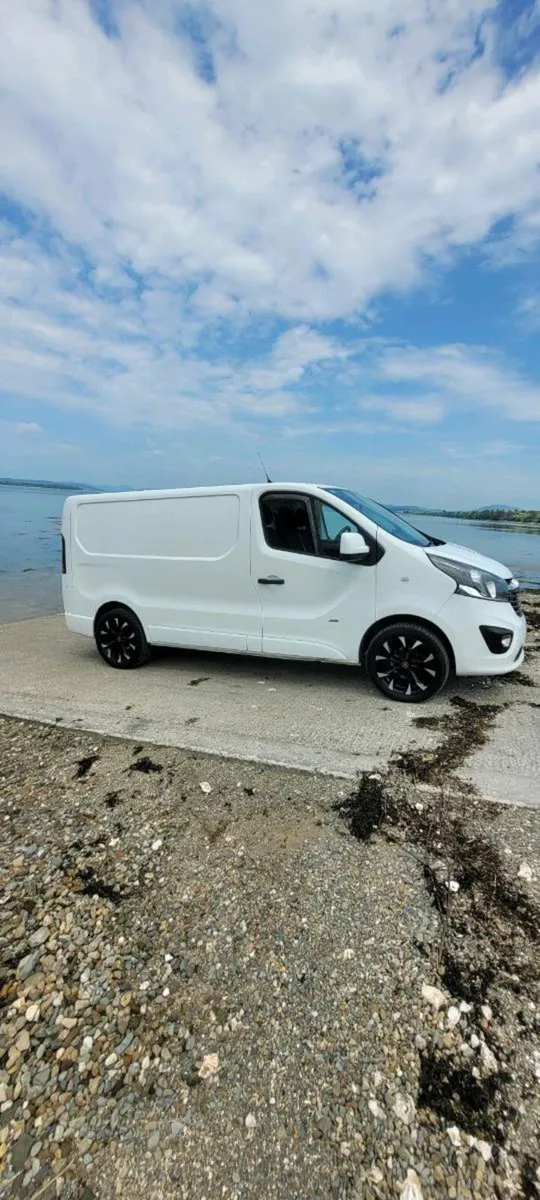 Vauxhall vivaro sportive van - Image 1