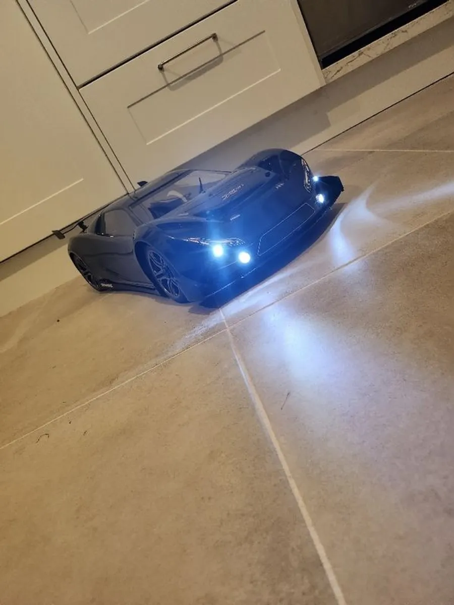 Rc car Traxxas x01 - Image 1