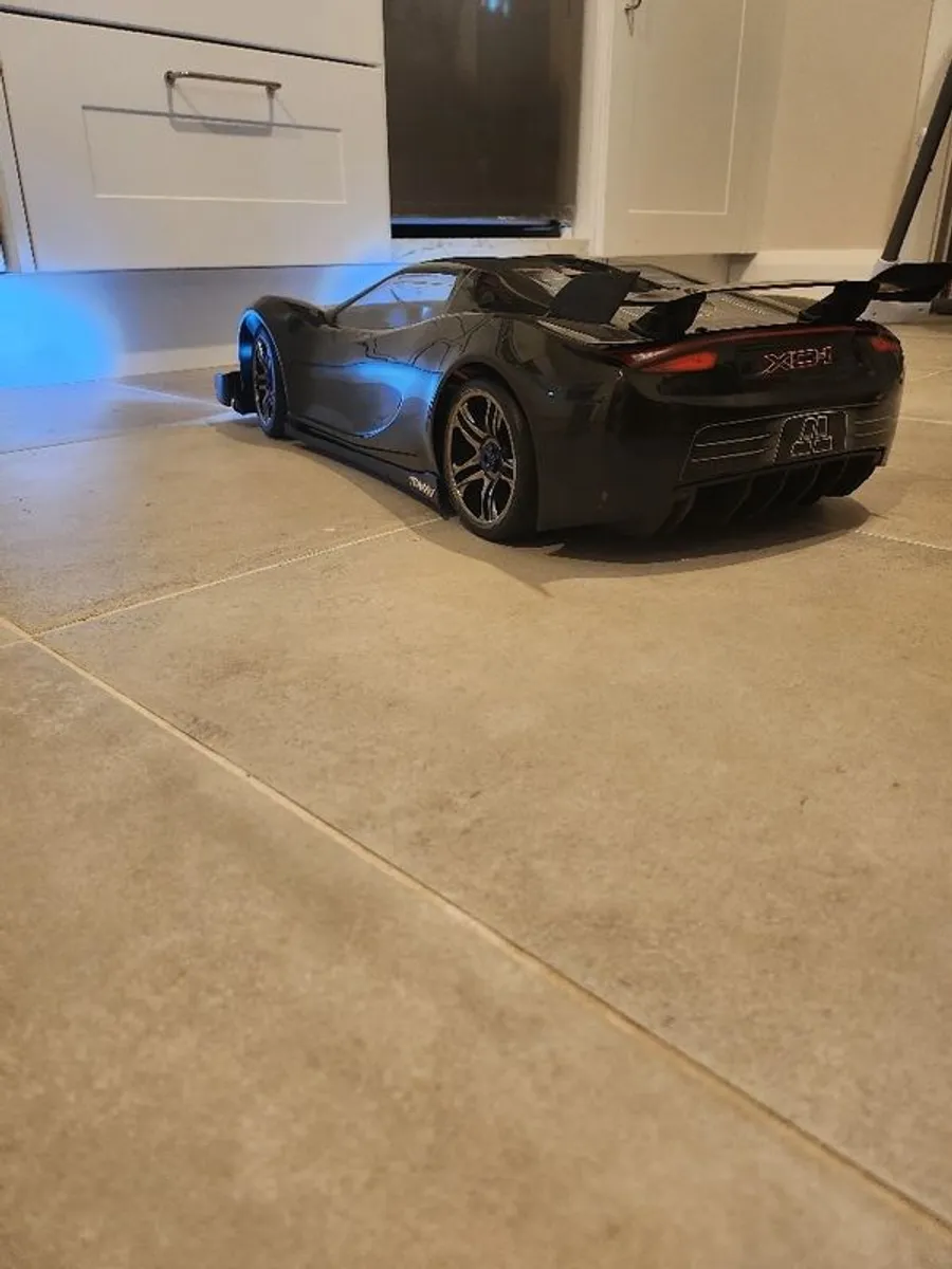 Rc car Traxxas x01 - Image 3