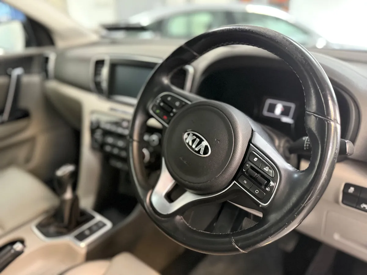Kia Sportage 2017. 1.7CRDI.  PLATINUM - Image 3