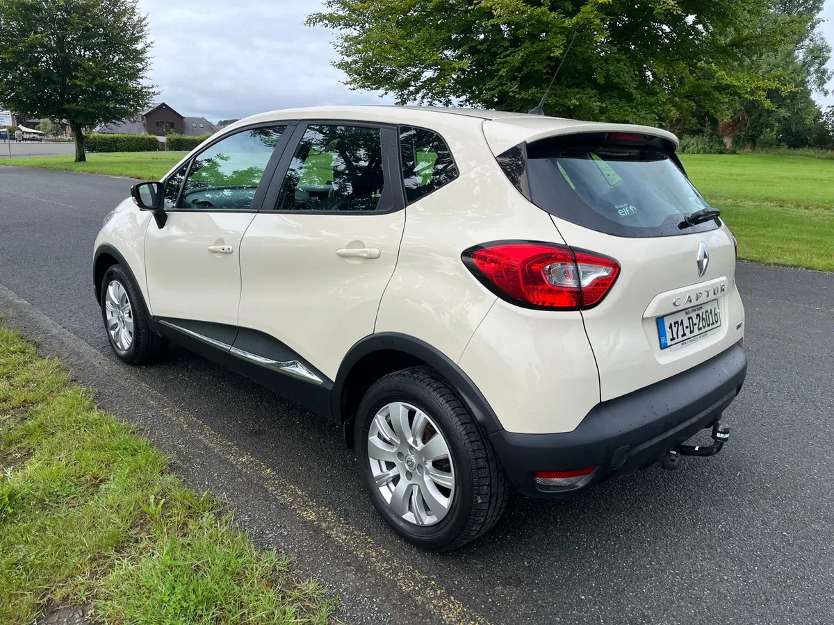 Renault Captur 2017 DCI 90 Low Mileage - Image 4