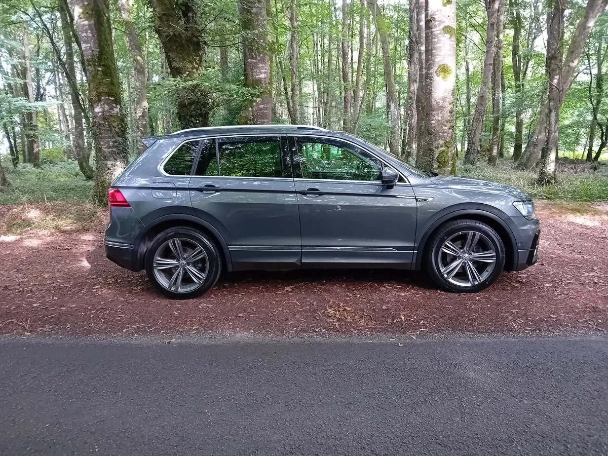181 VW TIGUAN R-LINE 2.0 TDI 150 BHP 6 SPD - Image 4