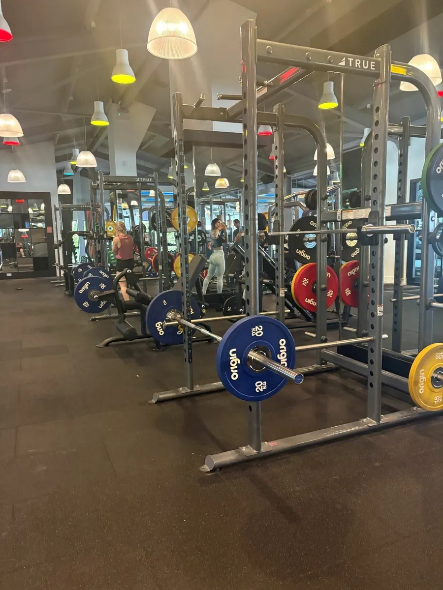 gym equipment power racks - Image 3