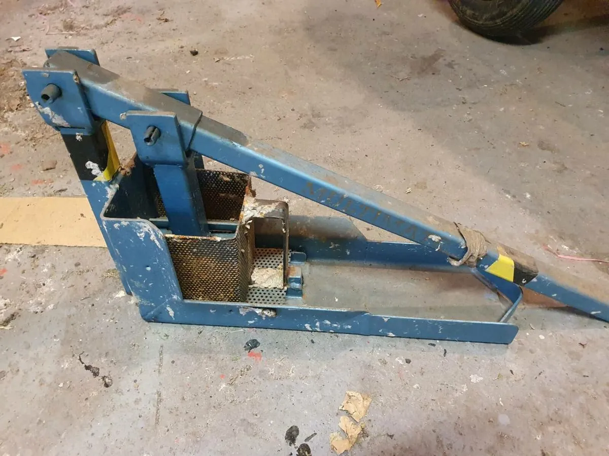 Multimate briquette maker - Image 3
