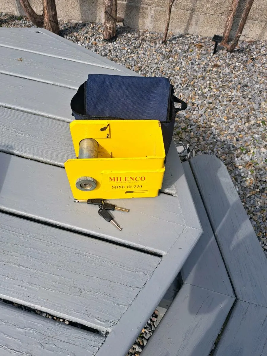 Hitch lock's - Image 4
