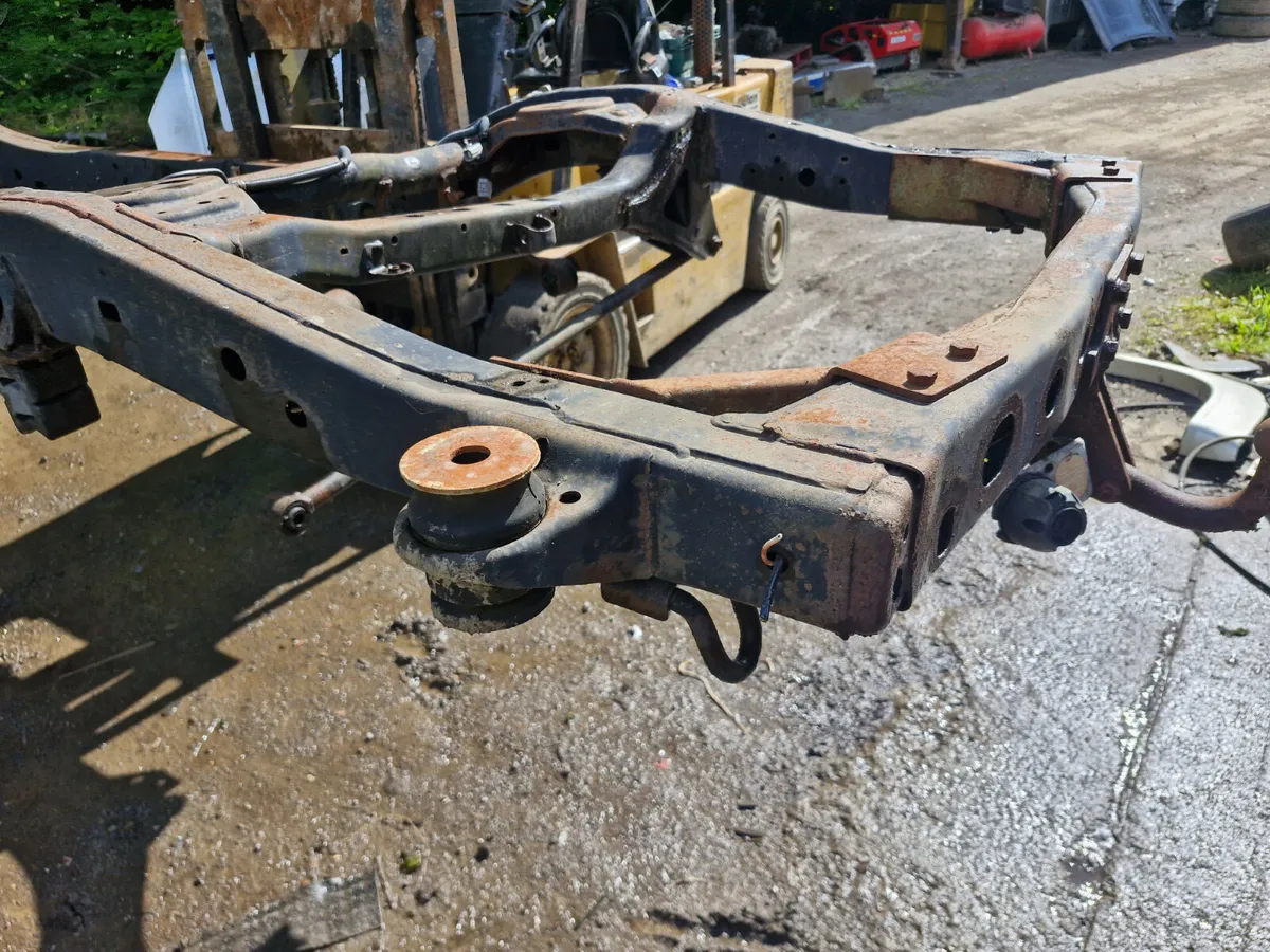 Toyota landcruiser 03 to 10 swb chassis - Image 2