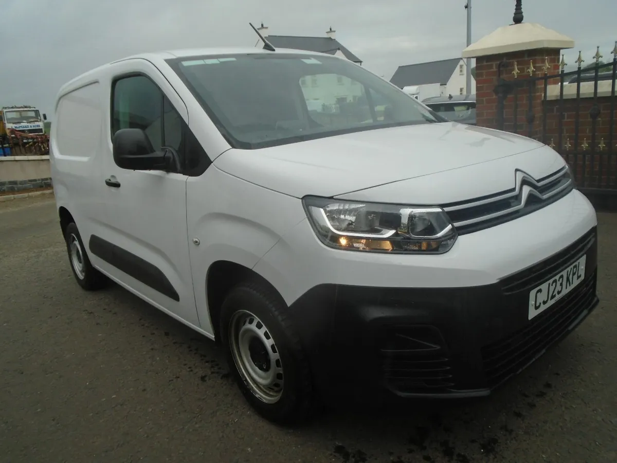 2023 Citroen Berlingo 1.5HDI ENTERPRISE 100HP - Image 1