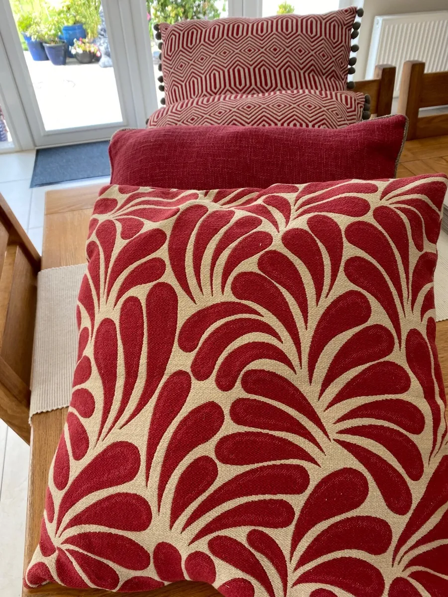 Cushions - Image 2
