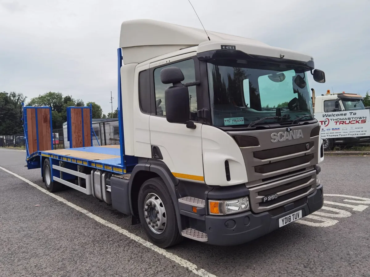 2018 Scania P250 4x2 with new 25 1/2 ft Beavertail - Image 1