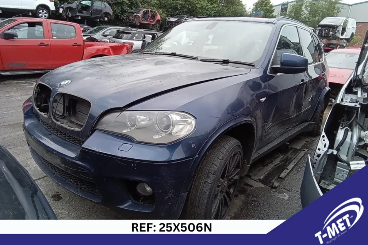 2011 BMW X5 BREAKING FOR PARTS - Image 3
