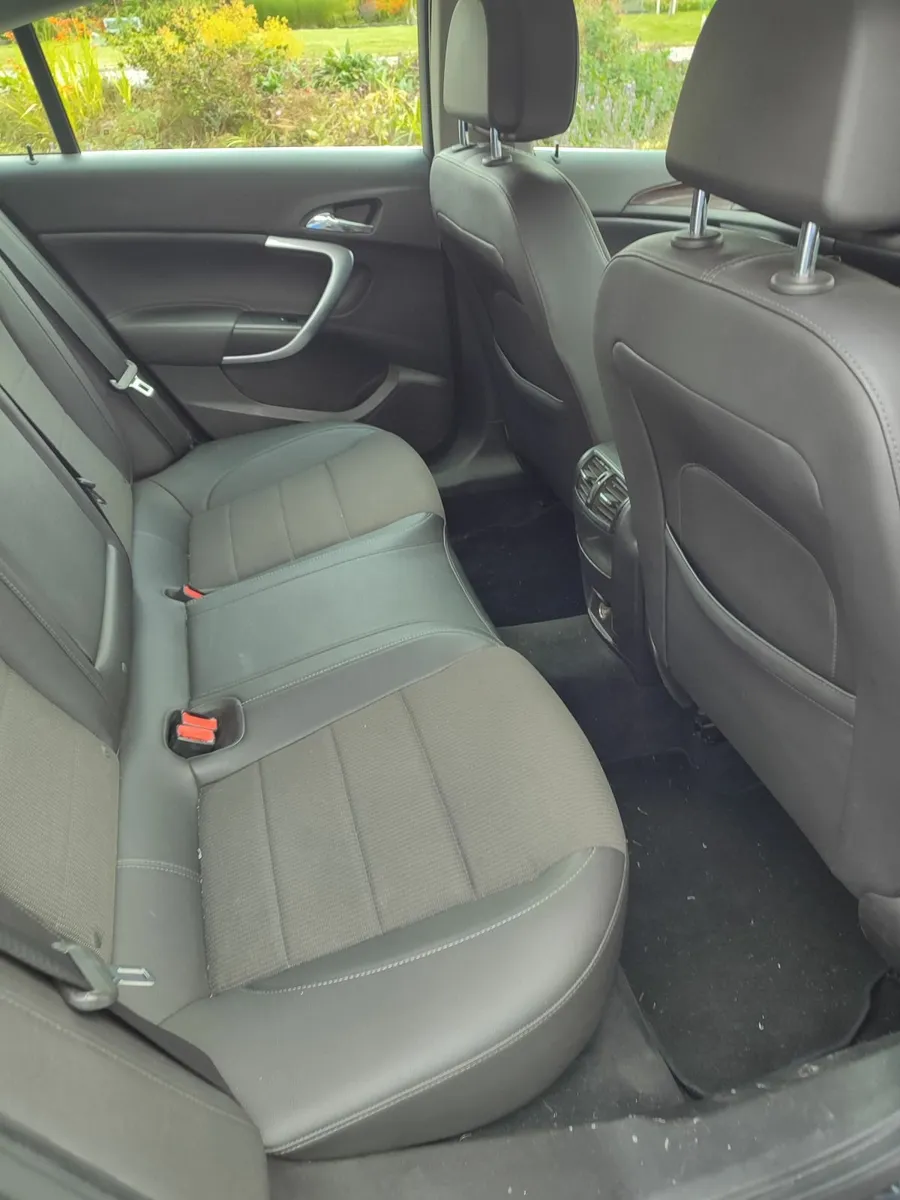 Vauxhall Insignia 2009 - Image 4