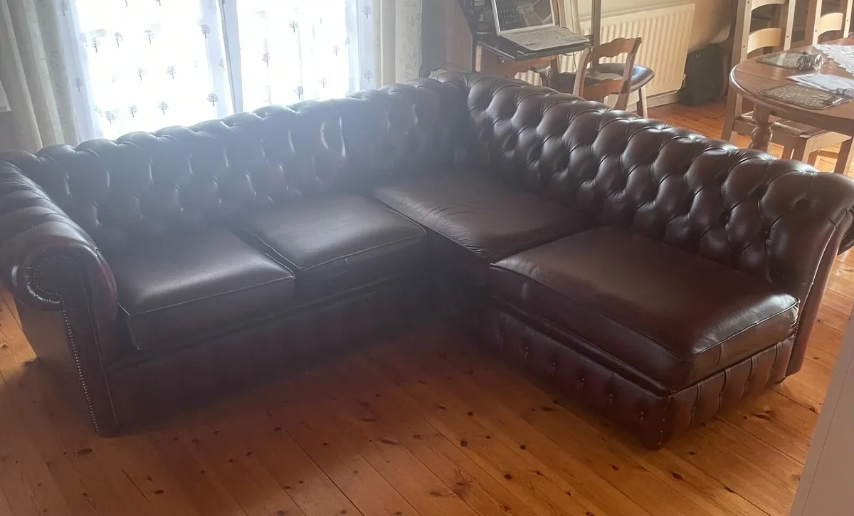 Chesterfield 4 seater Sofa  corner unit - Image 1