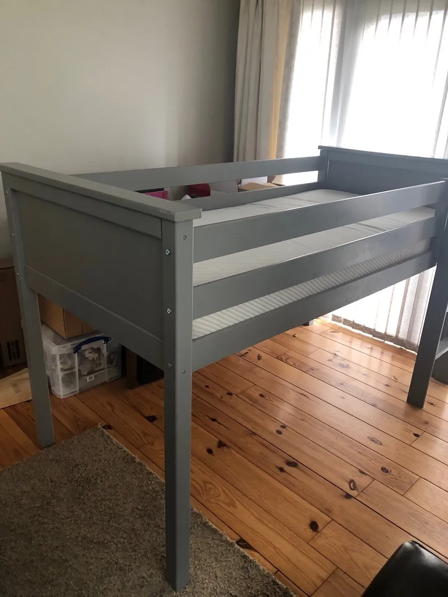 Loft bed - Image 1