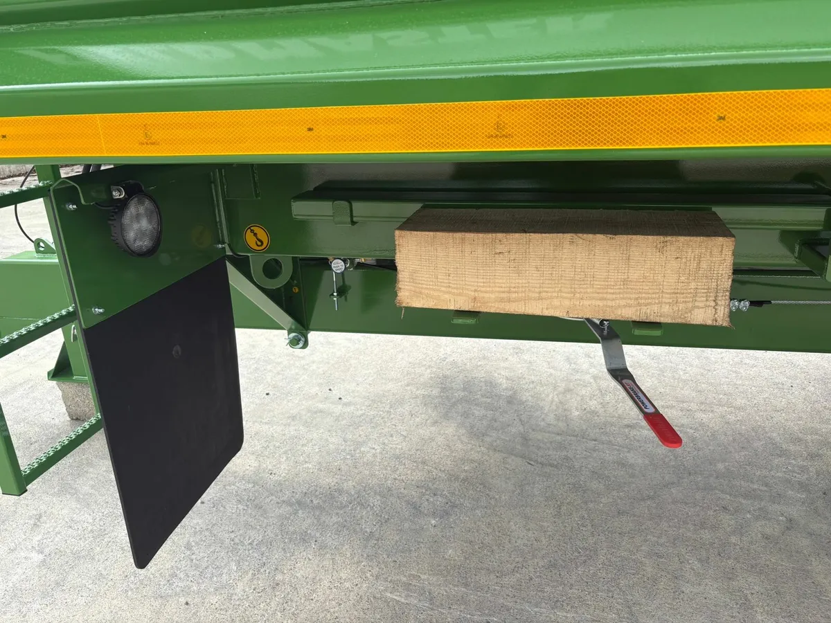 *** Smyth 24ft Tri Axle*** NEW*** - Image 3