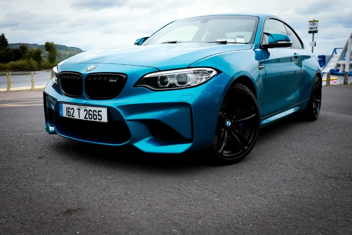 BMW M2 | OG Manual | 2016 - Image 1