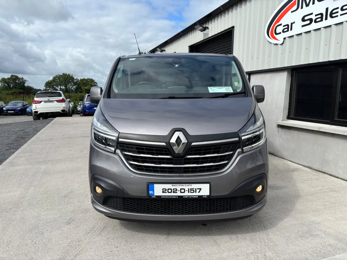 STUNNING RENAULT TRAFFIC SPORT 170 2.0L - Image 2