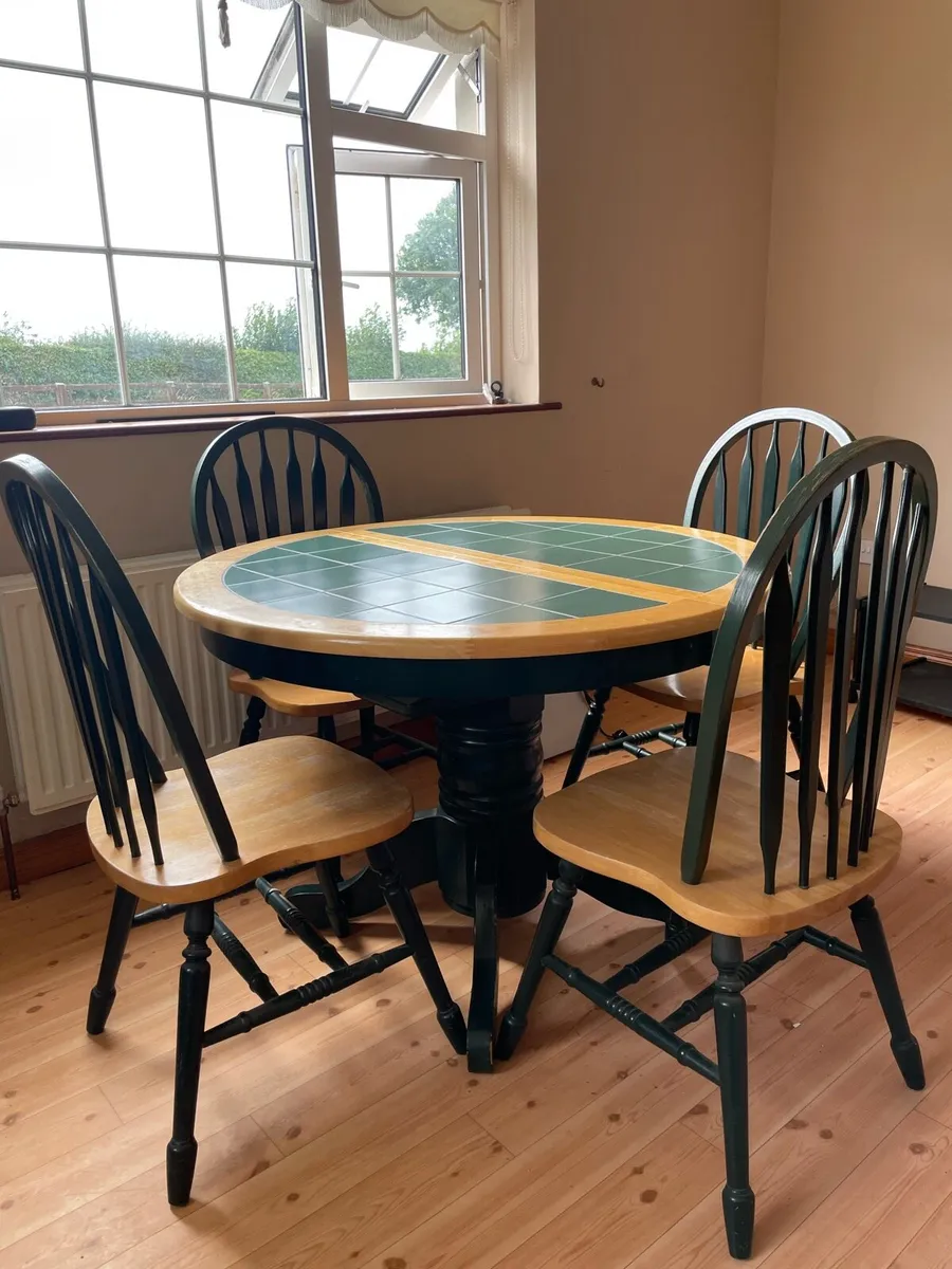 Extendable Dining Table and Chairs - Image 4