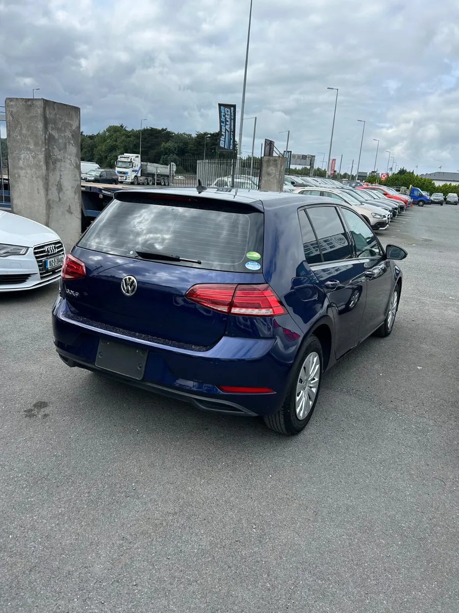 Vw Golf  only 21K KM - Image 4