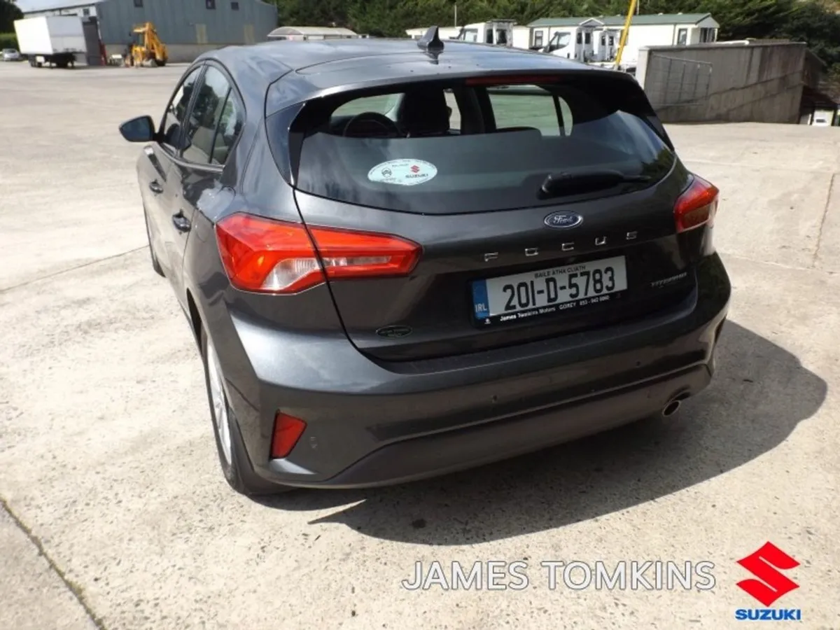Ford Focus 1.0l Ecoboost 125PS Titanium Auto - Image 4