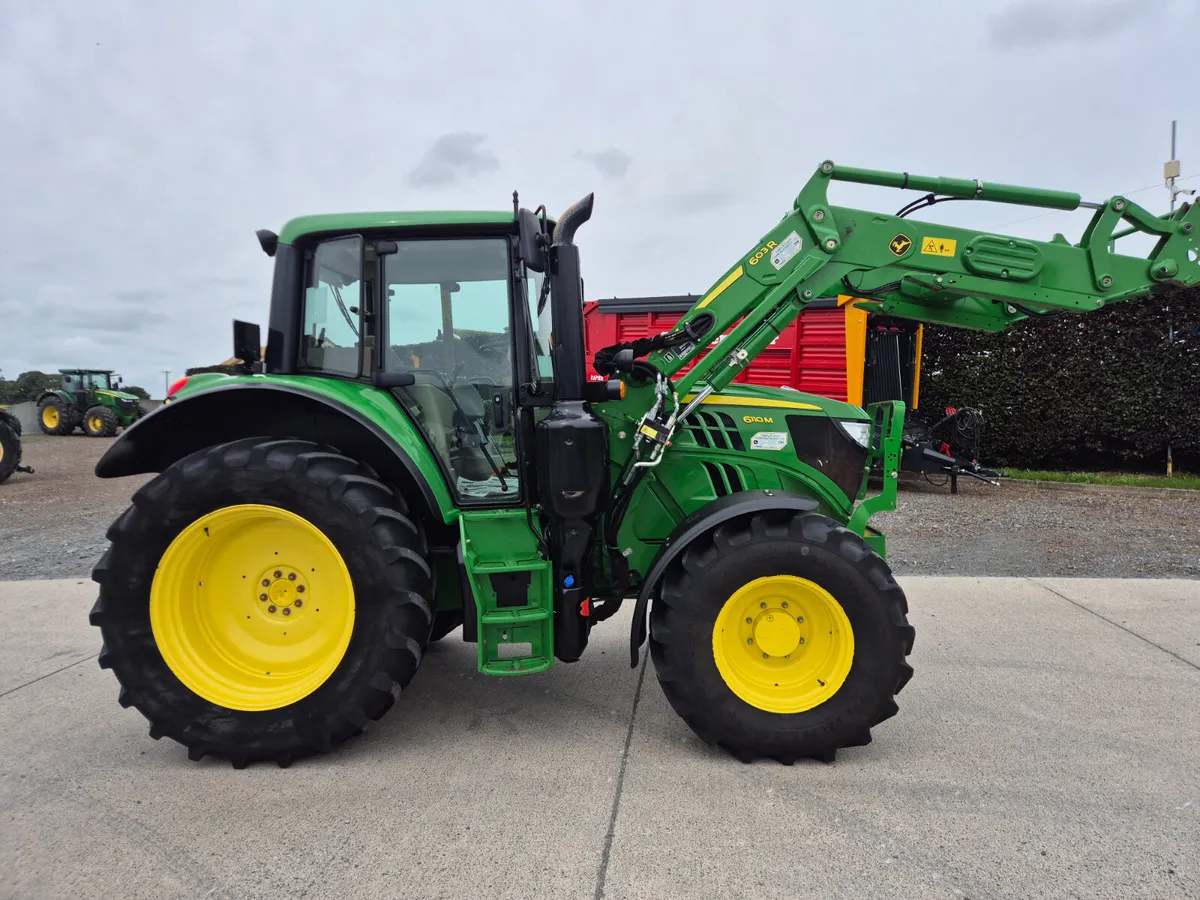 John Deere 6110M 2017 - Image 3