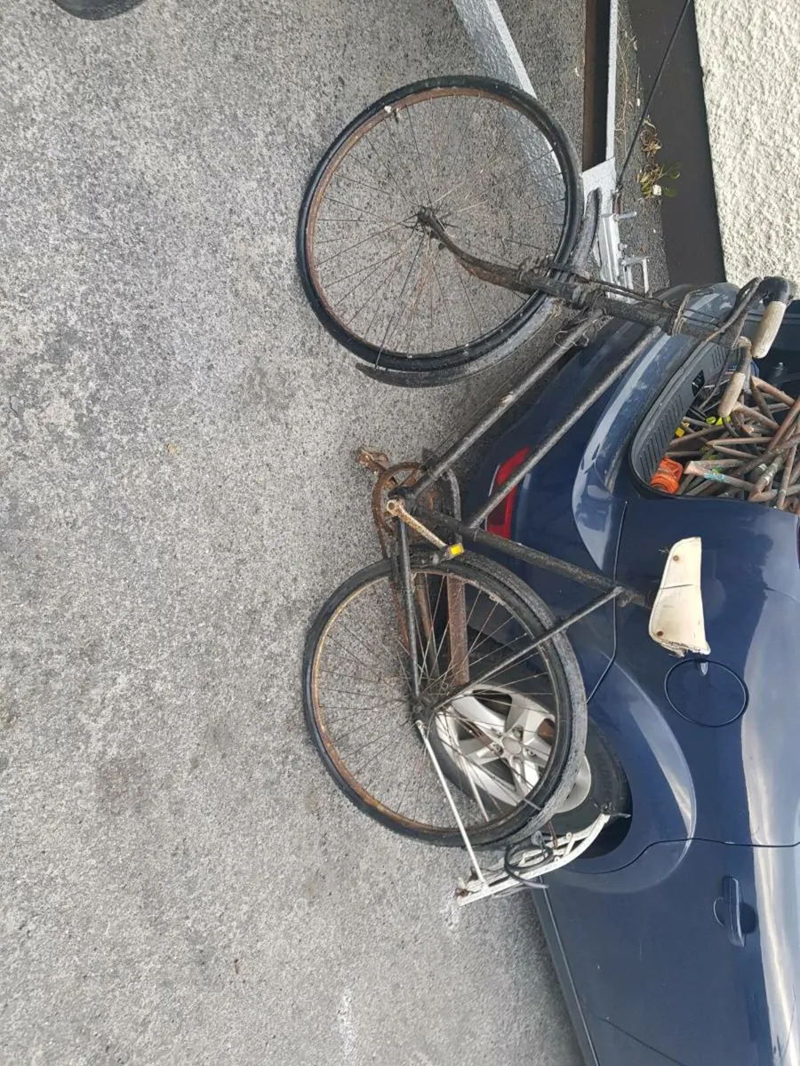 2 high nelly bikes - Image 2