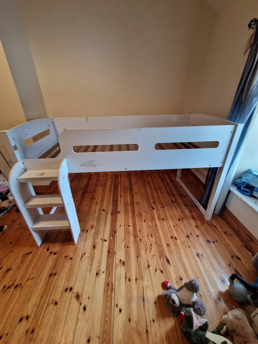 Childs Cabin Bed - Image 2