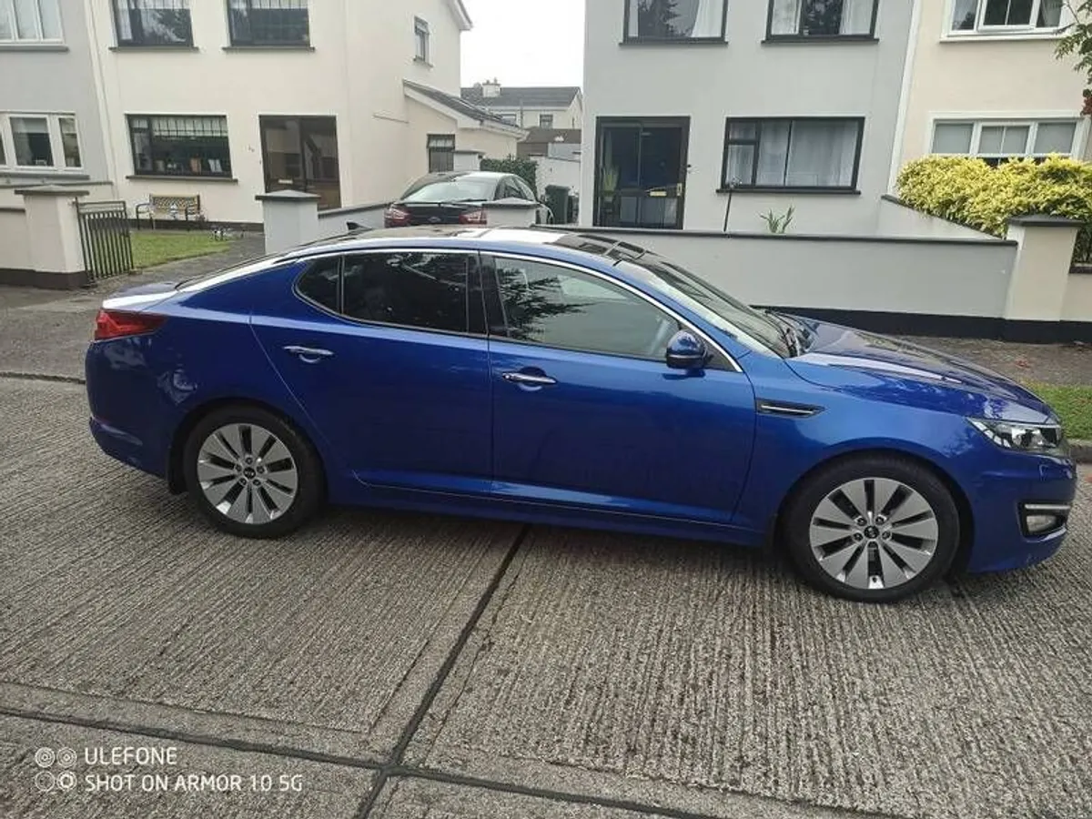 2012 Kia Optima - Image 1