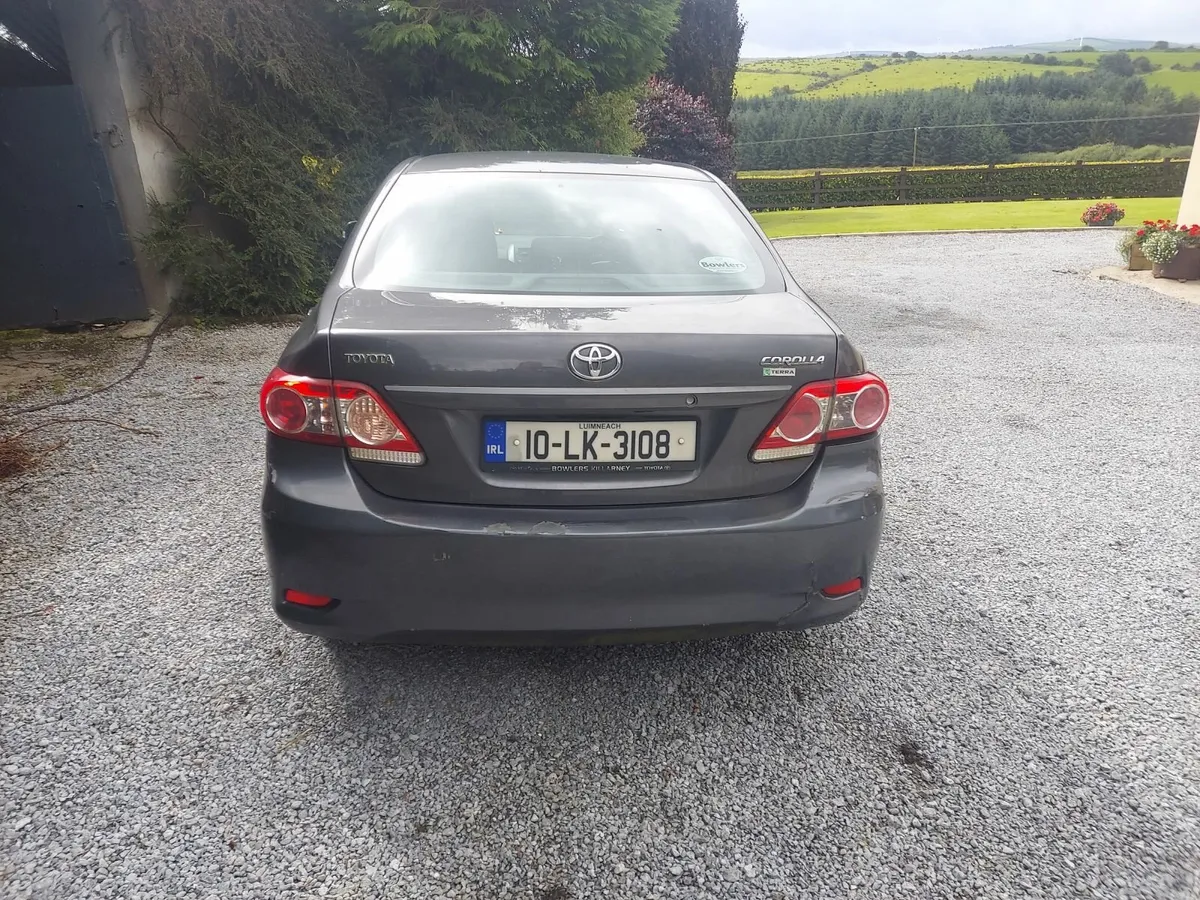 Toyota Corolla 2010 - Image 4