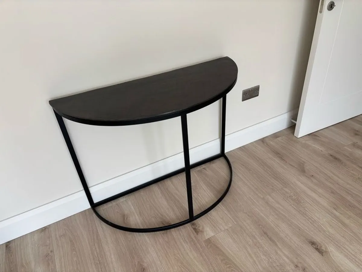 Console Table - Image 2
