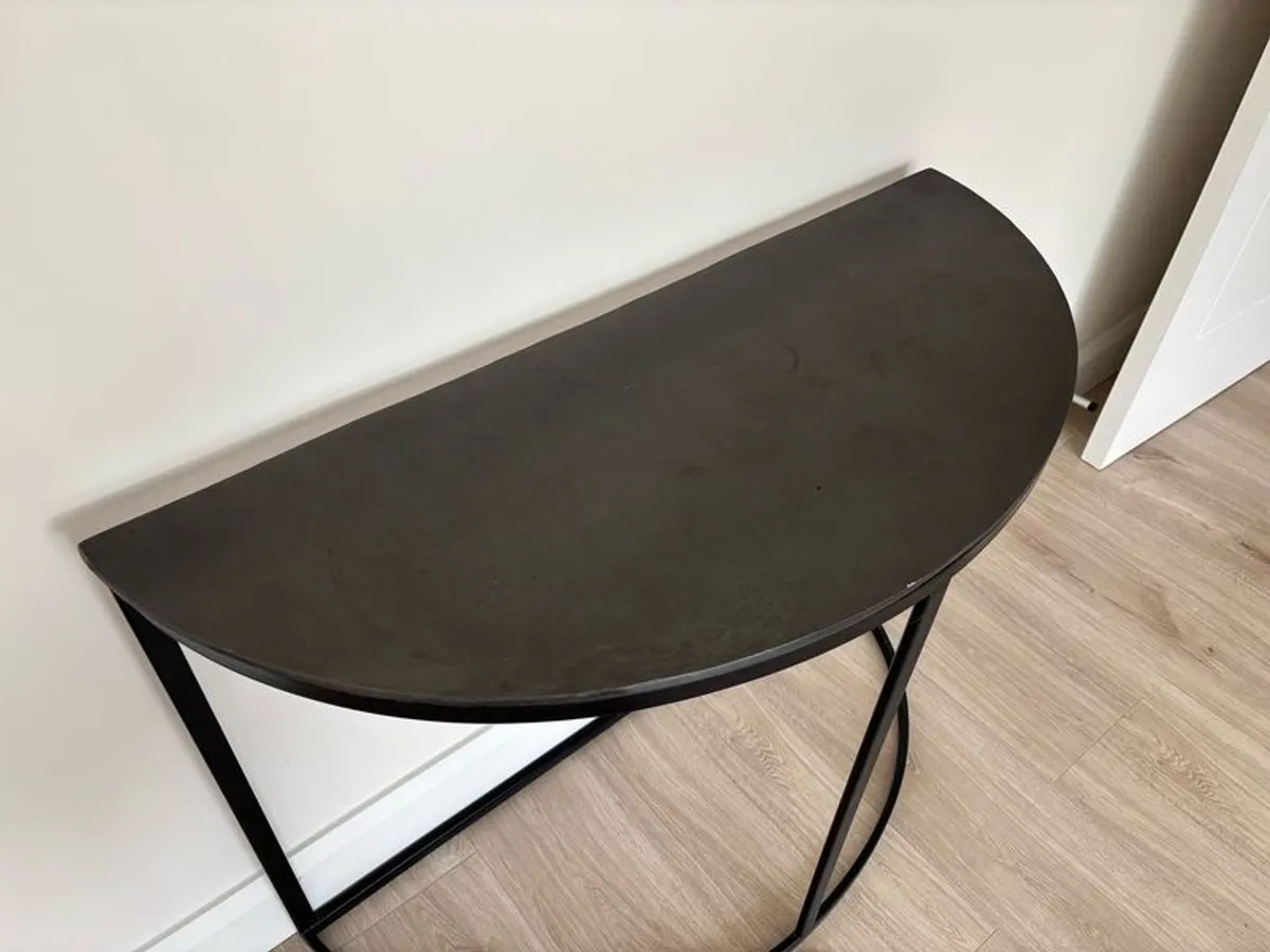 Console Table - Image 3