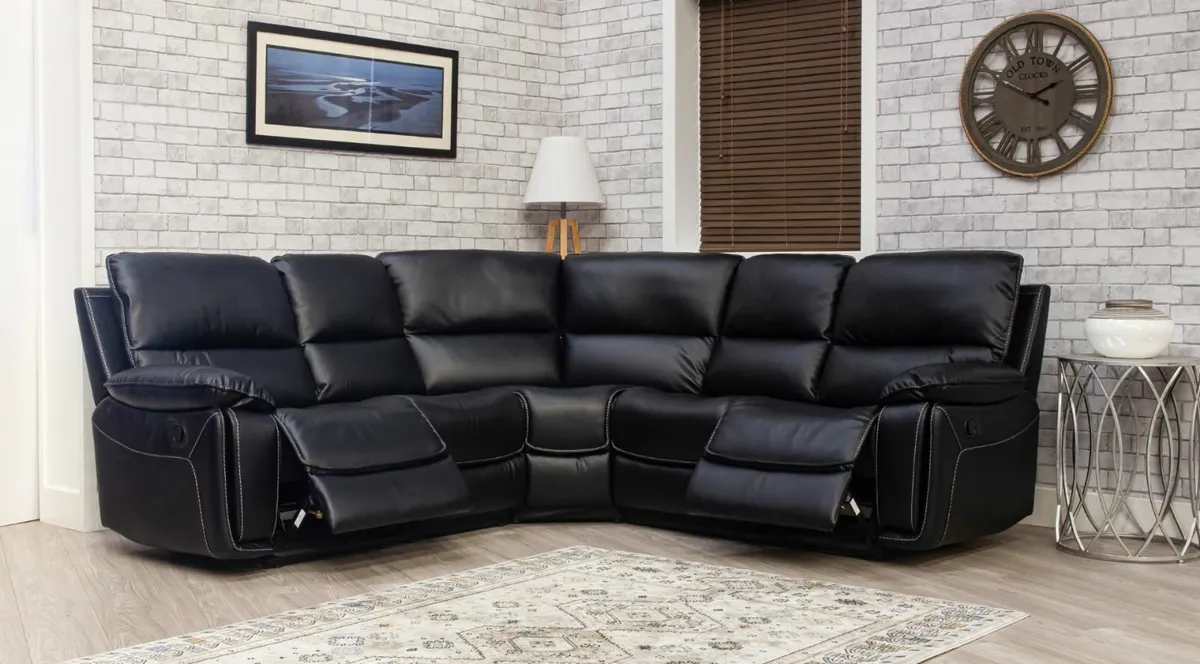 Recliner corner - Image 1