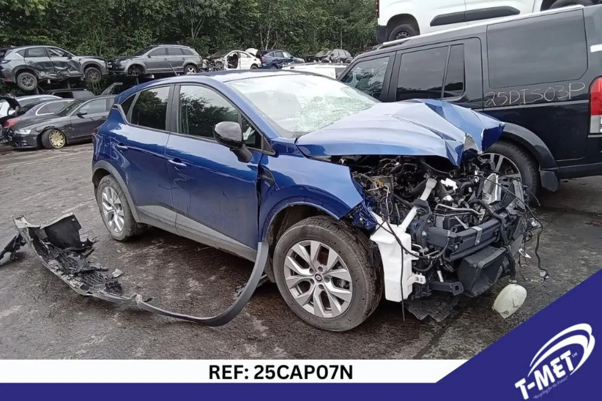 2022 RENAULT CAPTUR BREAKING FOR PARTS - Image 4