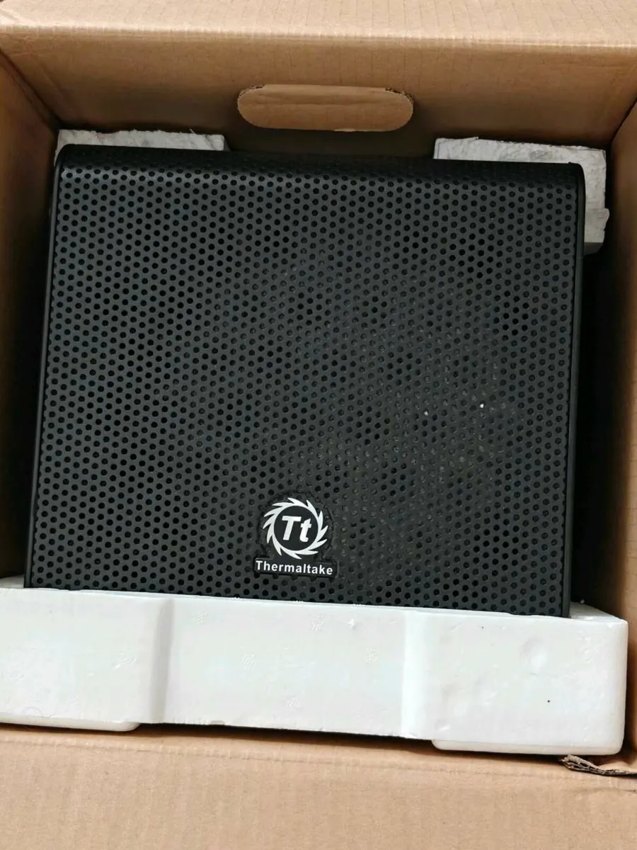 Thermaltake core v1 case mini itx - Image 1