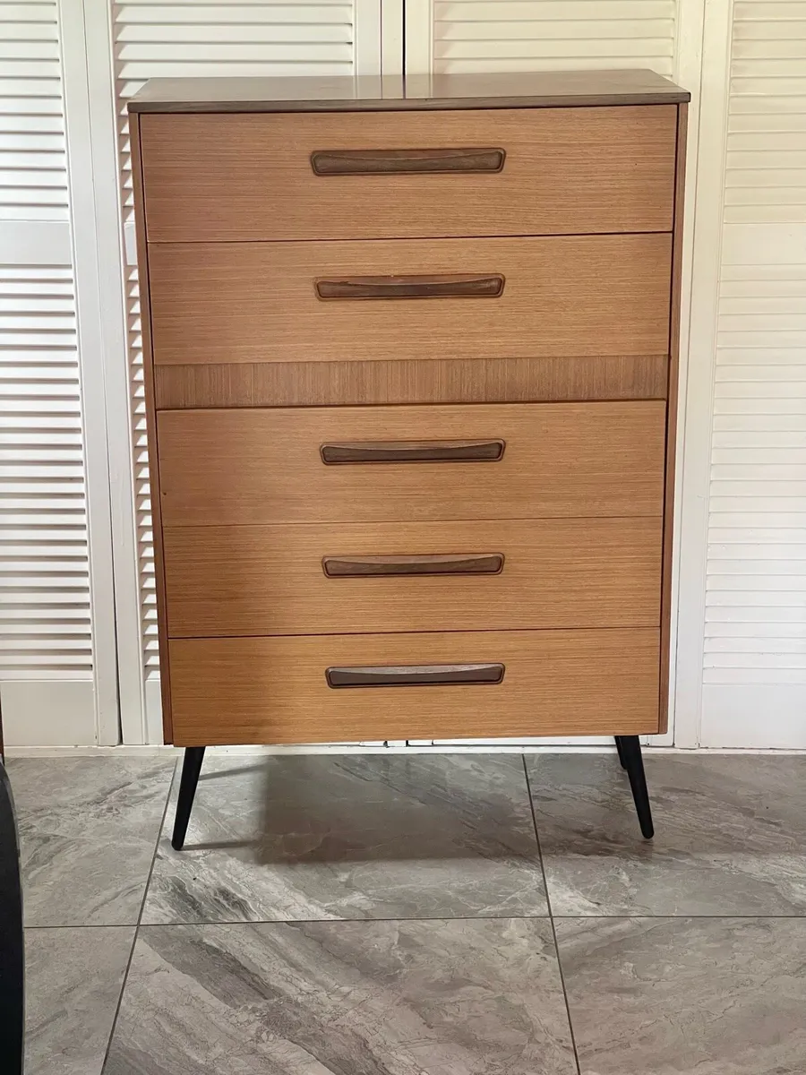 Mid century bedroom suite - Image 3