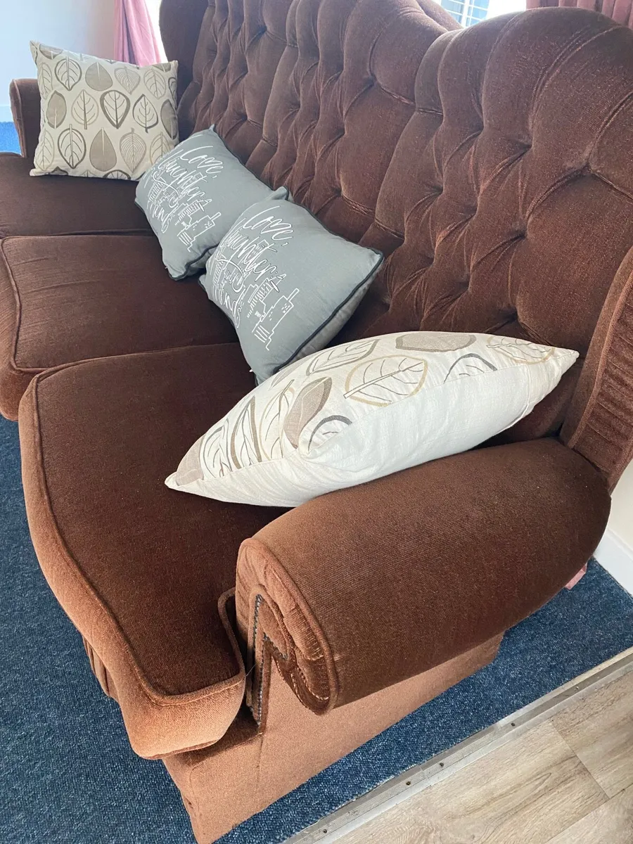 Three seater couch - Image 2