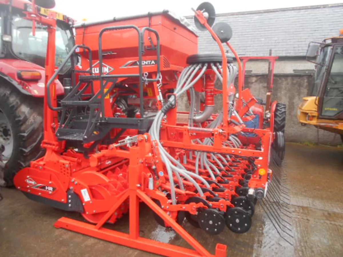 KUHN 3004D P/HARROW & VENTA 320-24 DRILL - Image 2