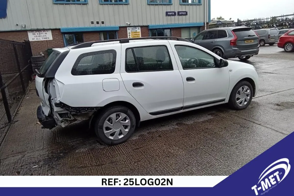 2017 DACIA LOGAN BREAKING FOR PARTS - Image 1