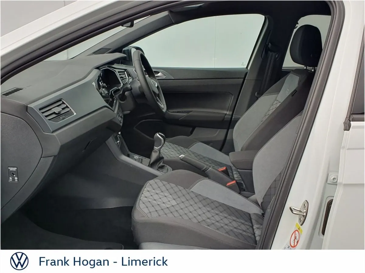 Volkswagen Taigo ( PRE REG 0 KMS ) Taigo R-line 1 - Image 4