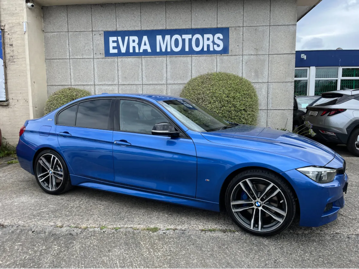 BMW 3-Series 330e M-SPORT SHADOWLINE PHEV 2.0 PETR - Image 2