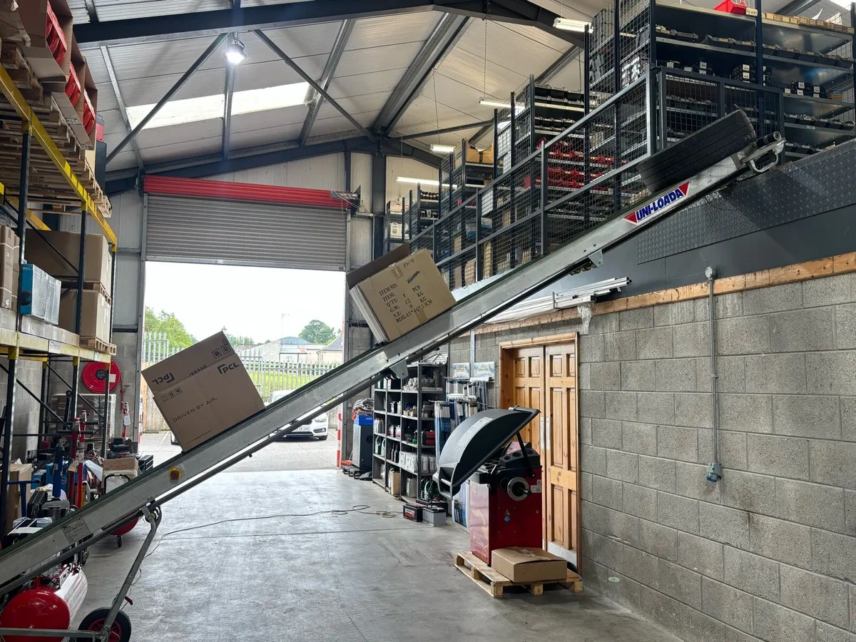5.4m Tyre / Goods Conveyor - Image 1